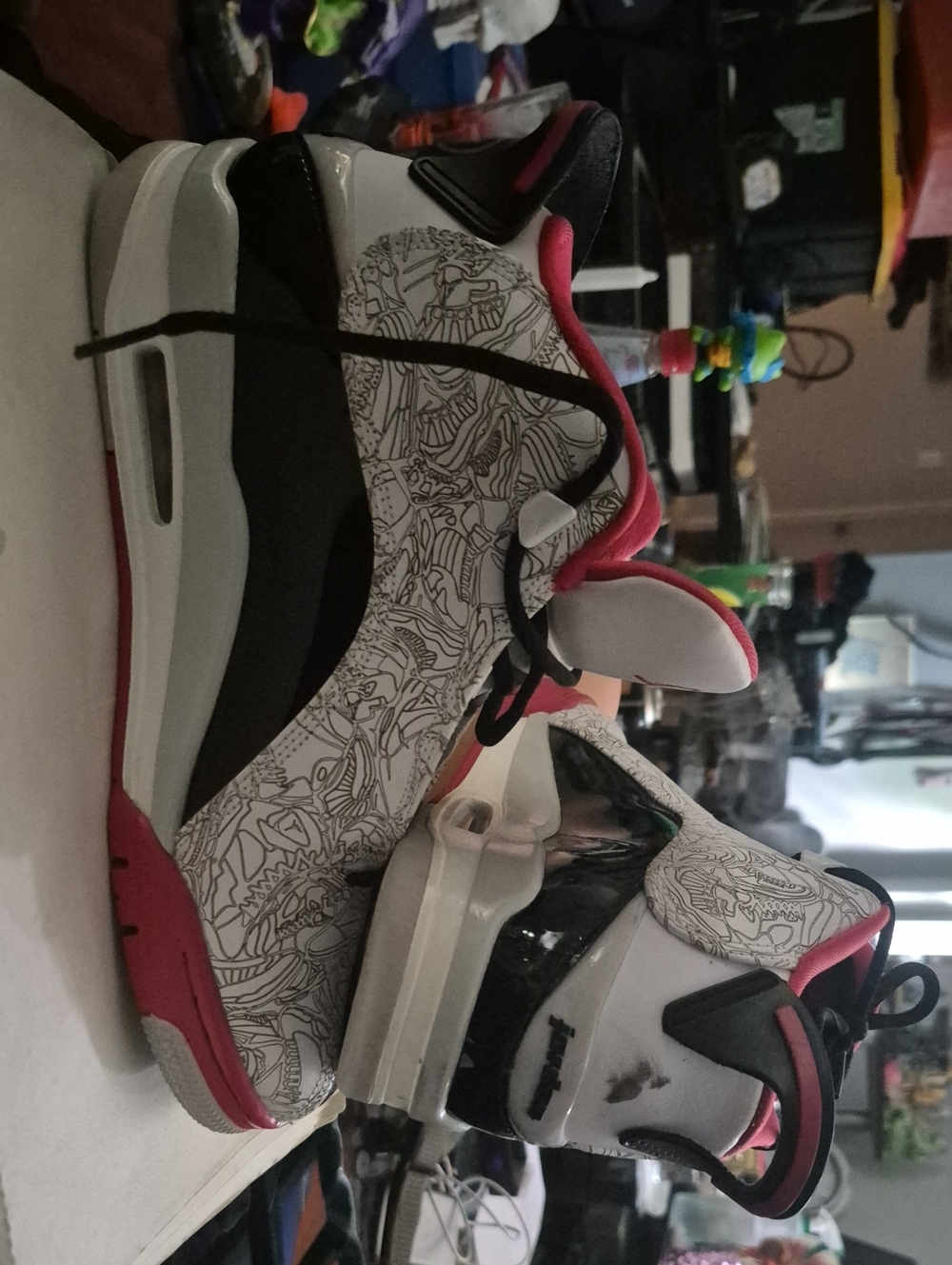 Jordan Men’s Athletic Shoes White Black Pink Graphic